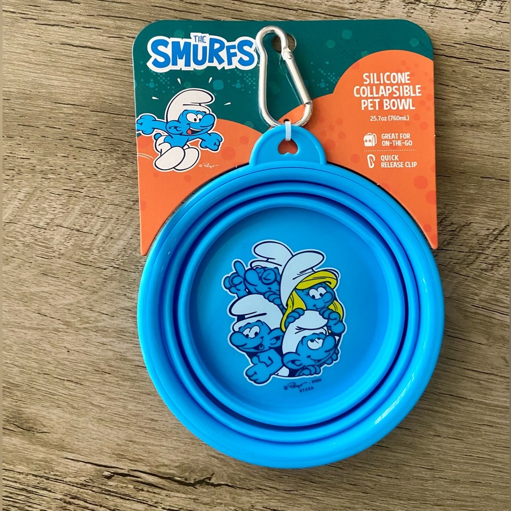 The Smurfs Blue Silicone Collapsible Pet Bowl